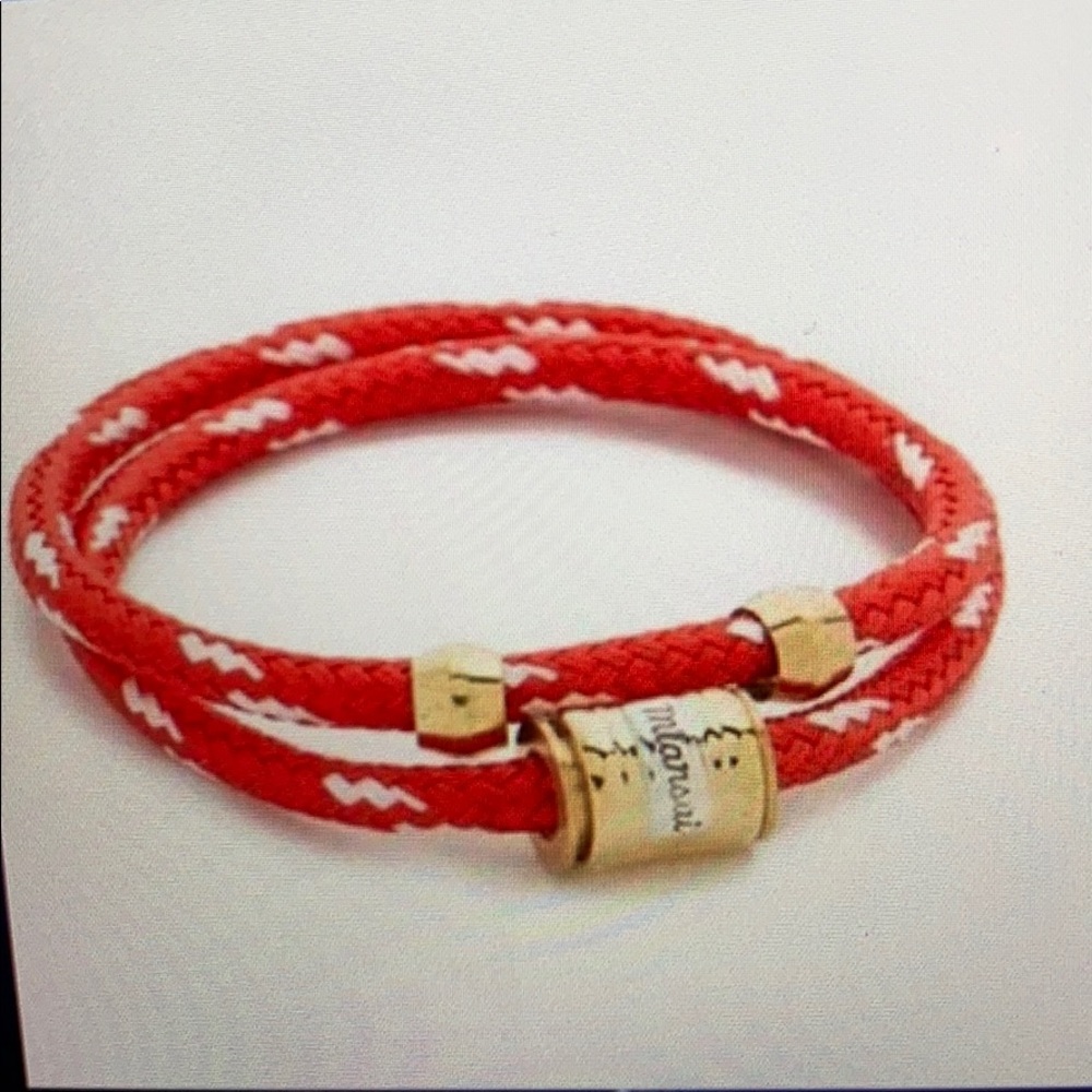 Miansai Bracelet Men’s Red. Gold. Classic.